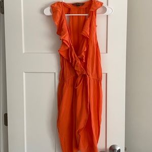 Salmon colored ruffled collar dress w/ razor back